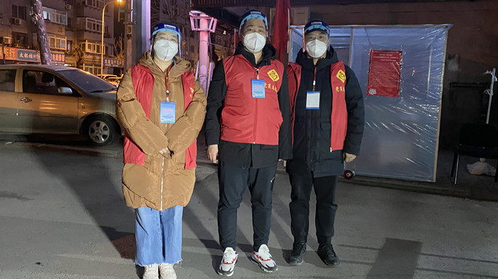見(jiàn)疫善為 讓鮮亮的“志愿紅”在疫線(xiàn)閃耀